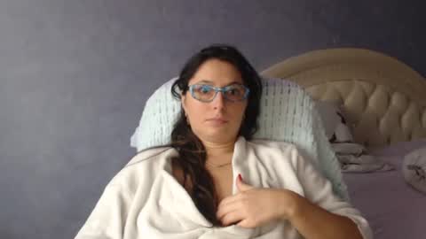 luckylinda23 online show from November 5, 2025, 9:53 am