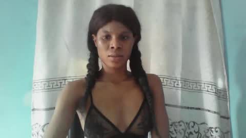 Snapshot of luckymadequeen chatting on January 4, 2025, 3:07 pm Gloria online show from January 4, 2025, 3:07 pm