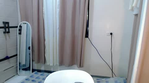Snapshot of luckyme_7 chatting on July 23, 2026, 9:18 am kai online show from July 23, 2026, 9:18 am