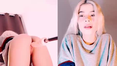 luckysapphire777 online show from March 12, 2025, 11:31 am