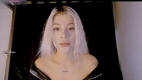 luckysapphire777 online show from September 28, 2025, 8:09 am