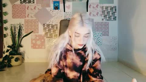 luckysapphire777 online show from February 26, 2026, 8:13 am