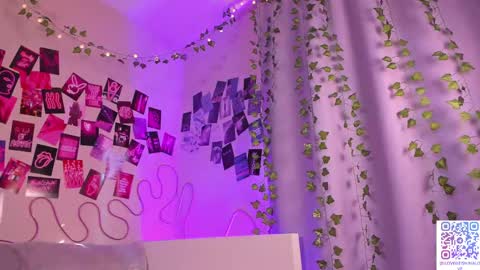 Snapshot of luckysexydoll chatting on February 10, 2025, 10:53 am Alisa online show from February 10, 2025, 10:53 am