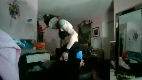 luckytrustme online show from April 22, 2026, 8:39 am