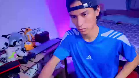 Lu Independent Model online show from September 20, 2025, 12:22 am