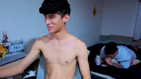 Lu Independent Model online show from November 29, 2025, 10:35 pm