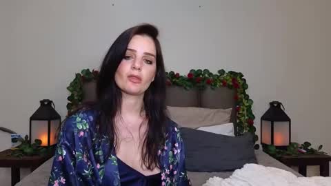 Snapshot of lucy1990xxx chatting on November 17, 2025, 9:31 pm Lucy online show from November 17, 2025, 9:31 pm