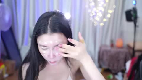 Lucy online show from December 23, 2025, 1:36 am