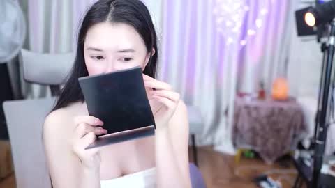 Lucy online show from February 15, 2026, 2:19 am