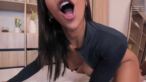 Paula           online show from February 17, 2025, 5:25 am