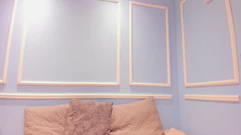 Snapshot of lucy_canel chatting on November 8, 2025, 1:39 am lucy_canel online show from November 8, 2025, 1:39 am