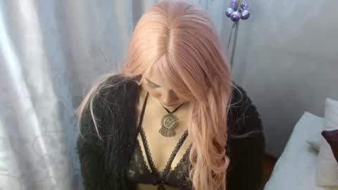 Snapshot of lucy_cold1 chatting on December 15, 2025, 8:57 pm Im Lucy online show from December 15, 2025, 8:57 pm