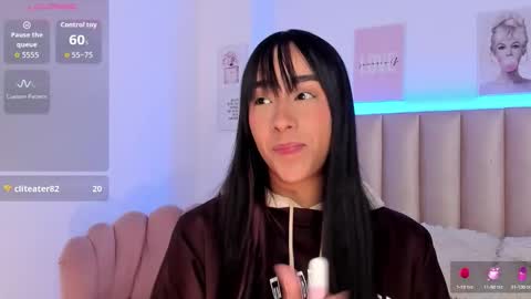 Snapshot of lucy_ev chatting on September 24, 2025, 5:00 am Lucy online show from September 24, 2025, 5:00 am