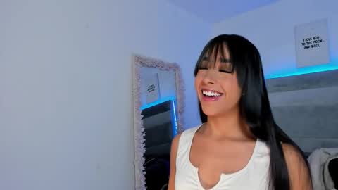 Snapshot of lucy_ev chatting on October 31, 2025, 6:47 am Lucy online show from October 31, 2025, 6:47 am