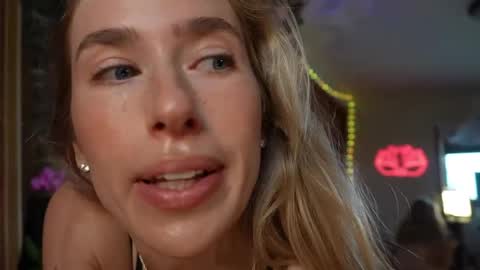 Snapshot of lucy_gooosey chatting on May 2, 2026, 12:48 am Lucy. online show from May 2, 2026, 12:48 am