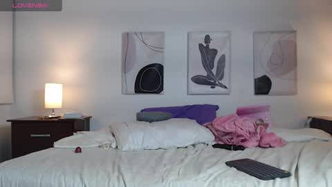 Luciana online show from March 8, 2025, 5:38 am