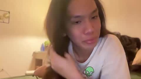Snapshot of lucy_shane chatting on December 3, 2024, 9:33 am lucy_shane online show from December 3, 2024, 9:33 am