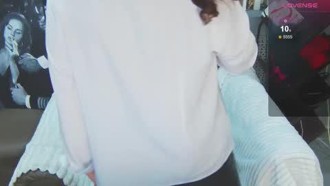 Snapshot of lucybelli chatting on November 13, 2025, 1:26 am LucyBelli online show from November 13, 2025, 1:26 am