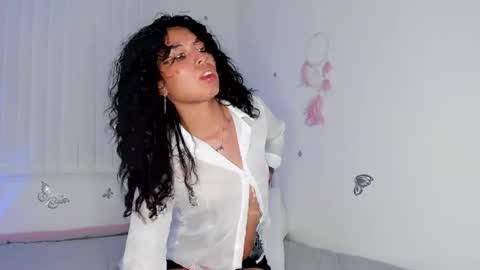 Snapshot of lucygarciia chatting on November 28, 2025, 4:26 am Lucy online show from November 28, 2025, 4:26 am