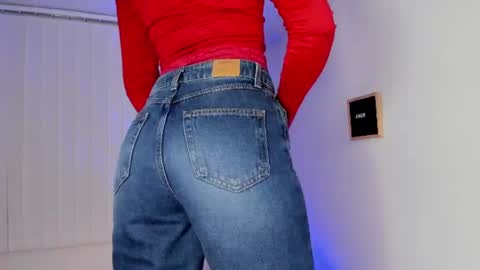 Snapshot of lucygarciia chatting on July 10, 2026, 3:00 am Lucy online show from July 10, 2026, 3:00 am