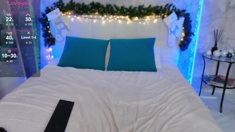 Lucy online show from December 28, 2024, 1:49 pm