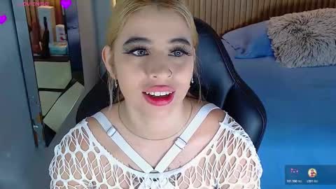 Snapshot of lucymars1 chatting on October 30, 2025, 12:28 pm L U C Y online show from October 30, 2025, 12:28 pm