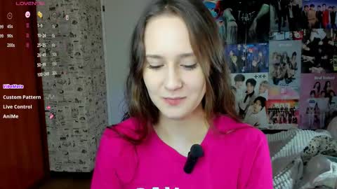 Snapshot of lucyrose33 chatting on October 20, 2025, 1:33 pm Lucy Rose online show from October 20, 2025, 1:33 pm