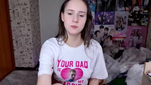 Snapshot of lucyrose33 chatting on November 20, 2025, 5:23 pm Lucy Rose online show from November 20, 2025, 5:23 pm