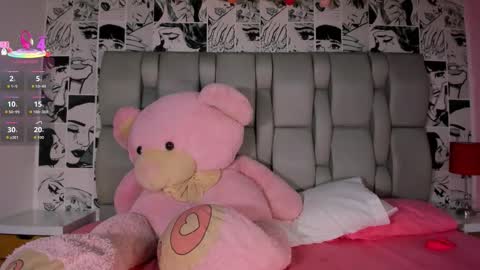 Snapshot of lucyrosse_ chatting on October 7, 2025, 11:07 am Lucy online show from October 7, 2025, 11:07 am