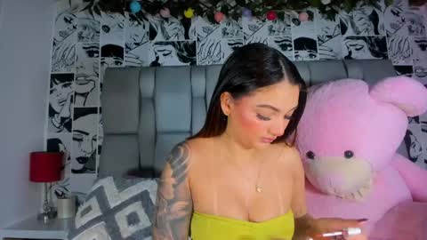 Snapshot of lucyrosse_ chatting on April 20, 2026, 11:24 am Lucy online show from April 20, 2026, 11:24 am