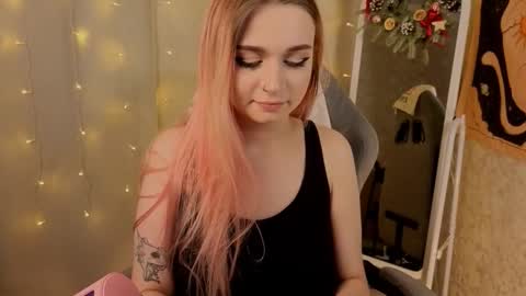 Snapshot of lucysbrain chatting on January 11, 2026, 5:29 pm Lucy online show from January 11, 2026, 5:29 pm