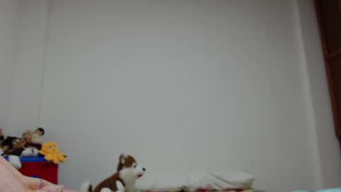 I am Luciana Martin... Welcome in my room online show from December 6, 2024, 3:55 pm