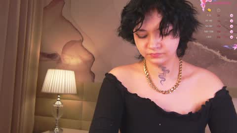 Snapshot of lucyvee chatting on December 29, 2024, 4:59 am lucyvee online show from December 29, 2024, 4:59 am