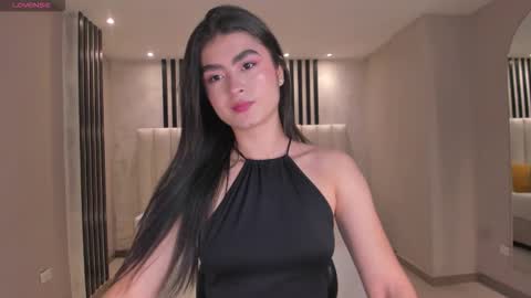 Lucy online show from November 15, 2025, 7:32 pm