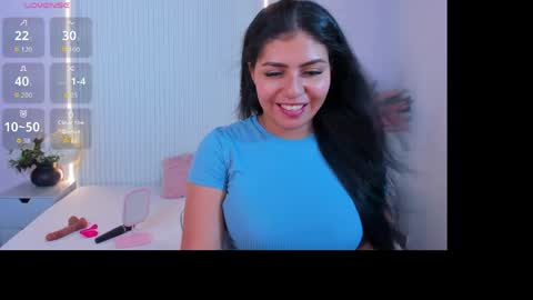 Snapshot of lucywild8 chatting on May 30, 2026, 8:39 pm Lucy Wold online show from May 30, 2026, 8:39 pm