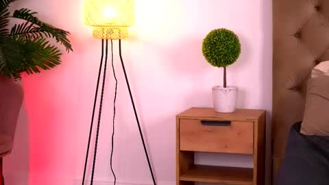 Snapshot of lucyxrios chatting on February 12, 2026, 10:27 pm Lucy P online show from February 12, 2026, 10:27 pm