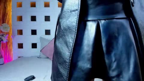 Lucy Liiu online show from February 7, 2026, 8:34 pm