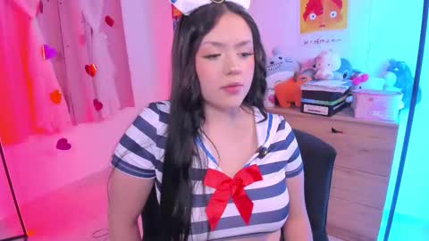 LUCYY FROM HOME  online show from September 20, 2025, 3:29 am