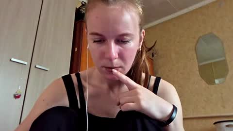 Snapshot of lucyzachar chatting on April 8, 2026, 6:13 am Sofia online show from April 8, 2026, 6:13 am