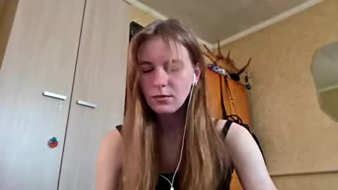 Snapshot of lucyzachar chatting on April 20, 2026, 6:05 am Sofia online show from April 20, 2026, 6:05 am