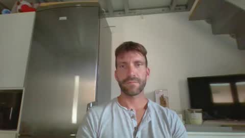 Snapshot of ludovichi chatting on September 9, 2025, 3:22 pm ludovichi online show from September 9, 2025, 3:22 pm