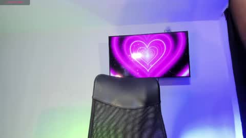 FENTY online show from April 16, 2026, 8:04 am