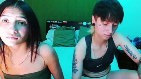 lugiiz05_ online show from November 10, 2025, 6:23 am