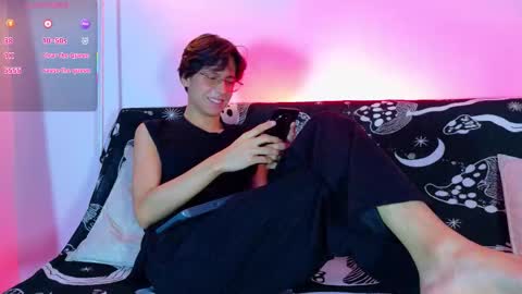 Lui online show from February 24, 2026, 4:32 am