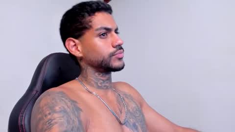 Luigi Vitale online show from November 6, 2025, 2:01 am