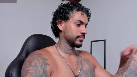 Snapshot of luigi1_ chatting on May 30, 2026, 2:19 am Luigi Vitale online show from May 30, 2026, 2:19 am