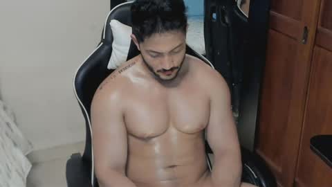 luis_baptista online show from May 12, 2026, 2:08 am