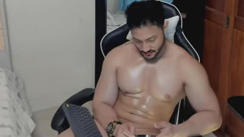 luis_baptista online show from May 16, 2026, 12:18 am