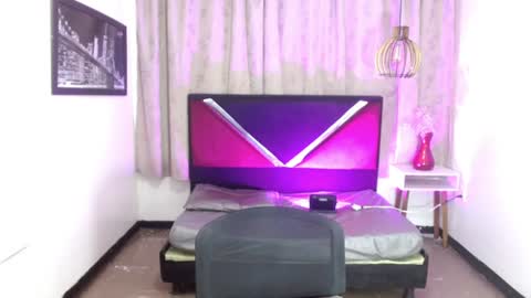 Snapshot of luisa_torres__ chatting on July 14, 2026, 3:11 am luisa_torres__ online show from July 14, 2026, 3:11 am