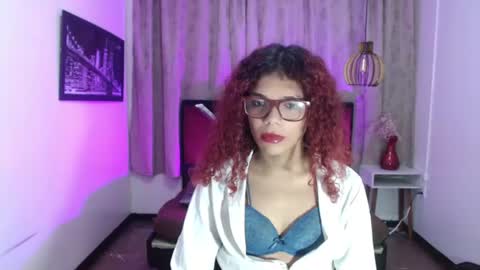 Snapshot of luisa_torres__ chatting on July 18, 2026, 4:38 am luisa_torres__ online show from July 18, 2026, 4:38 am